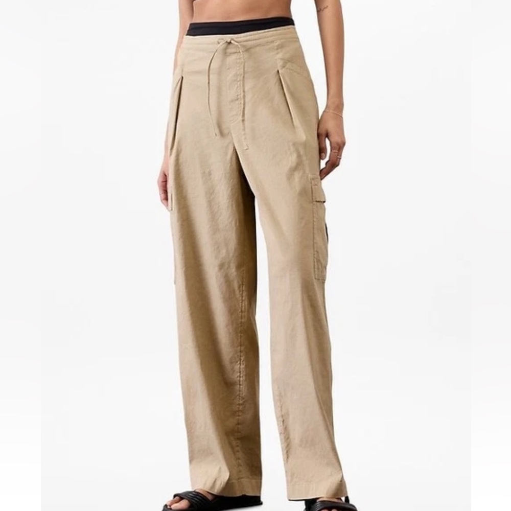 Athleta Paradise Mid-Rise Straight Leg Cargo Pants